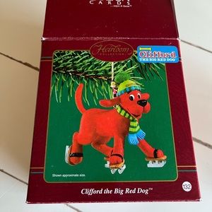 Carlton Cards Clifford the big red dog holiday ornament 2003